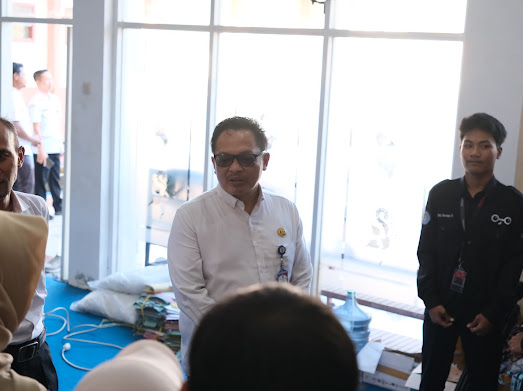 Langkah Spontan Plt. Kacabdin Banyuwangi Titip Pesan Keteladanan kepada Ekskul Models Jurnalisme