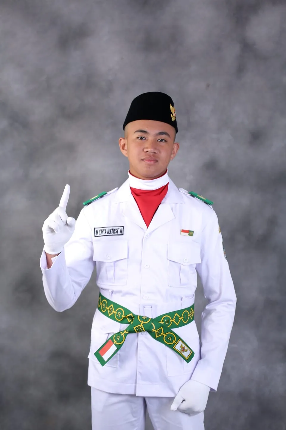 Muhammad Yahya Alfarisy Wibowo, Siswa SMK Models Terjaring Paskibraka Kabupaten
