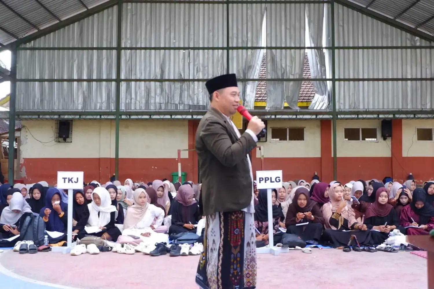 Peringatan Maulid Nabi, SMK Models Ajak Generasi Z Meneladani Akhlak Mulia Rasulullah
