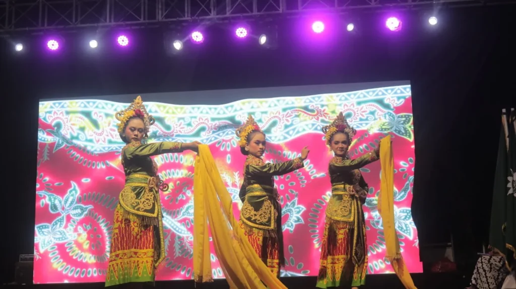 Eksposisi SMK Models 2026 Jadi Wadah Kreativitas Pelajar Kecamatan Siliragung 1 Penampilan Siswa Siswi SMK Models