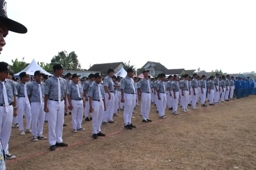 Peserta Upacara SMK Models