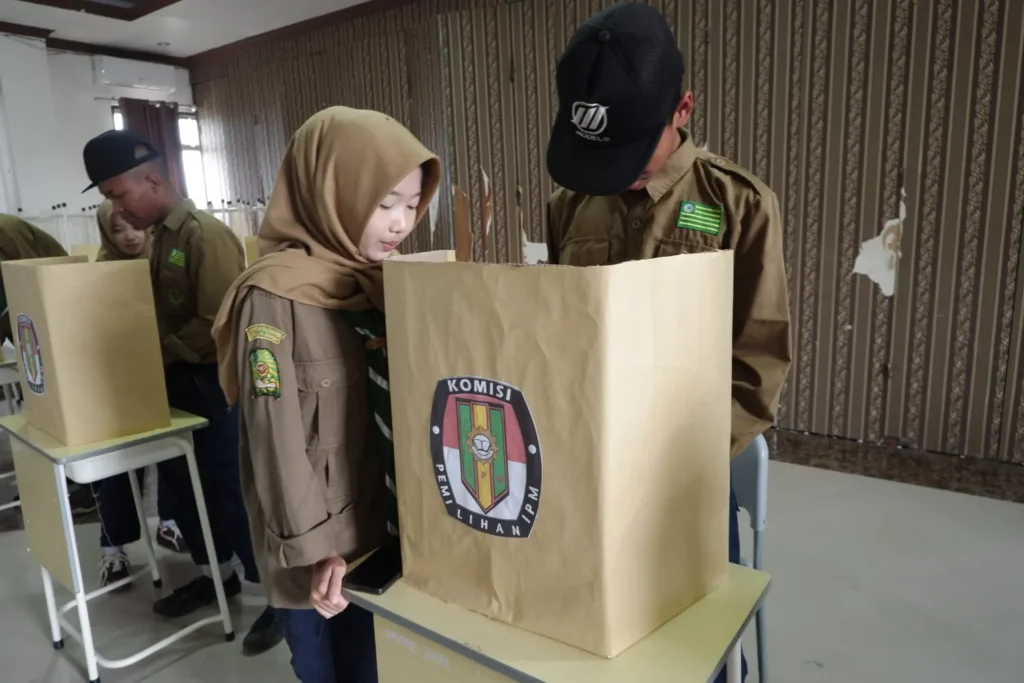 Menuju Kepemimpinan Baru, 12 Formatur PR IPM SMK Models Paparkan Visi dan Misi 2 Pemilihan 12 Formatur PR IPM SMK Models
