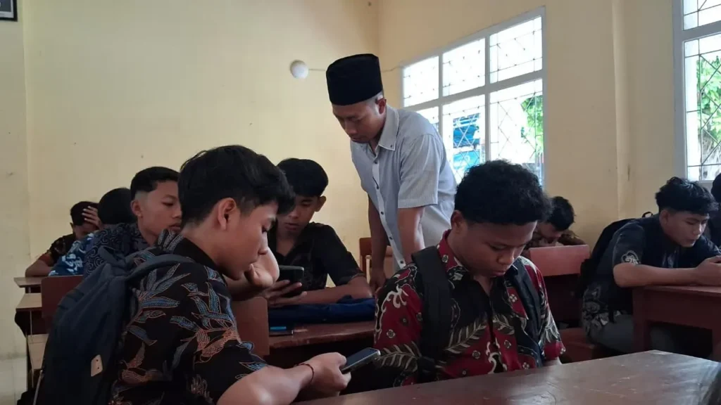 Bimbingan Para Guru Kepada Calon Siswa SMK Models